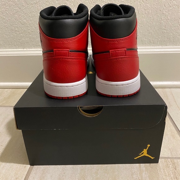 Jordan mid banned - Picture 3 of 4